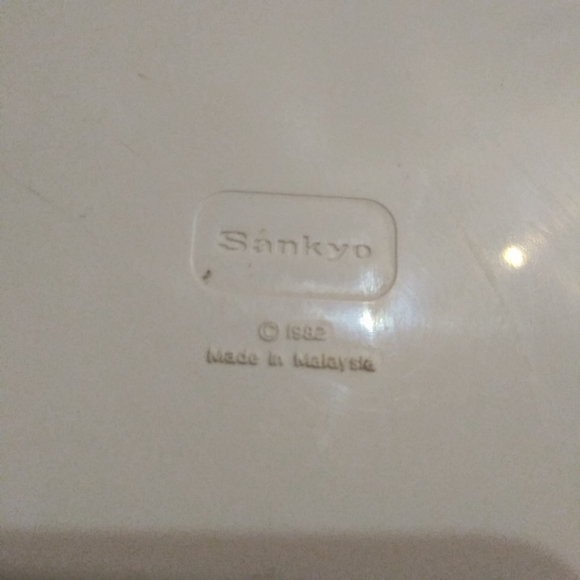 Sankyo Vintage 1982 Tomy Teddy Bear Picnic Pull String Crib Music Box Toy. - Picture 7 of 8